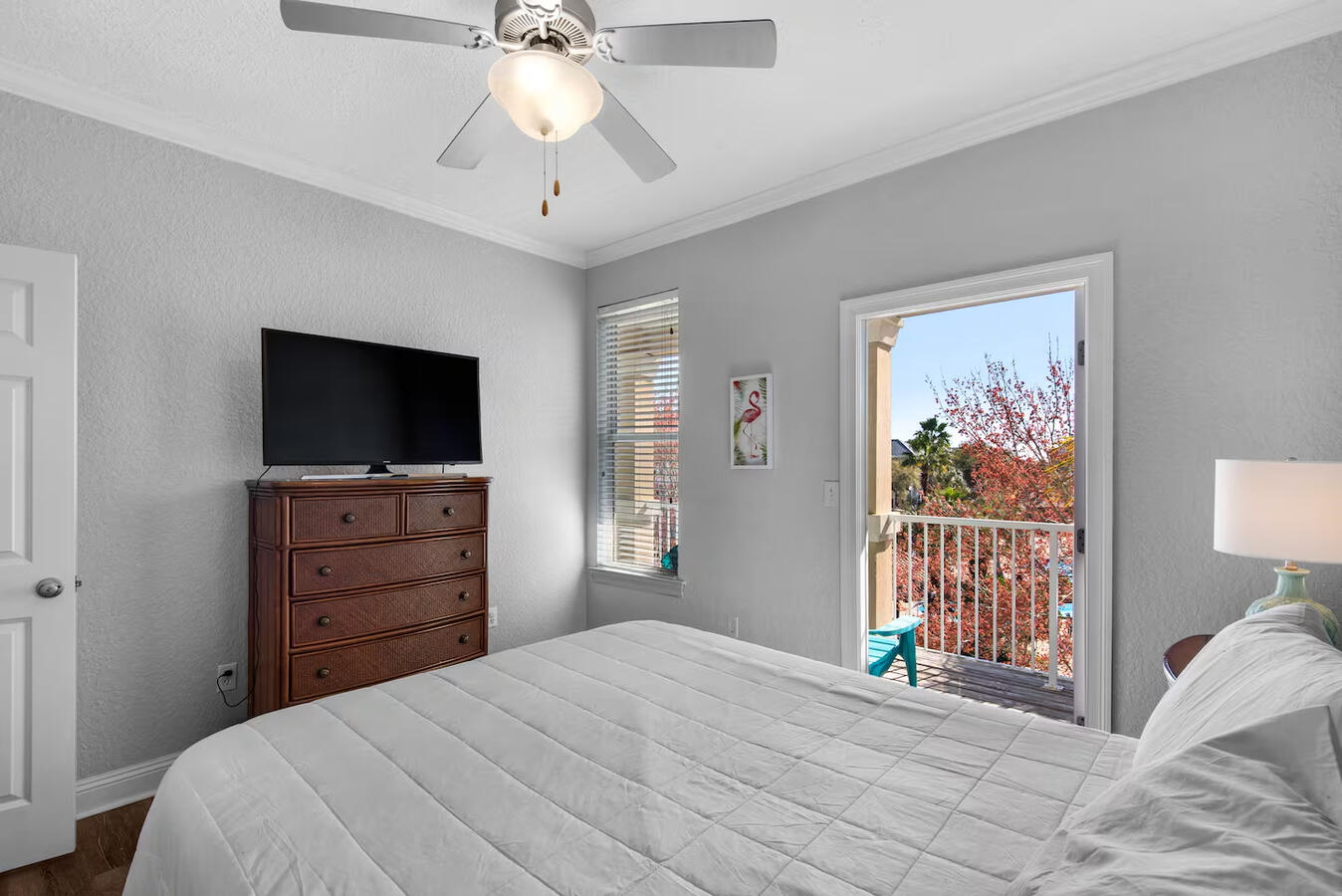 Destin Florida Vacation Rental Third Floor Balcony Queen Room